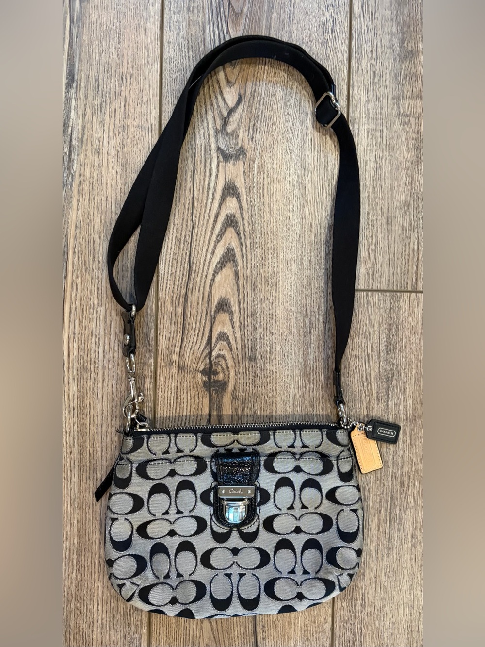 Coach Signature Canvas Crossbody Bag Black Gray Jacquard Y2K Purse